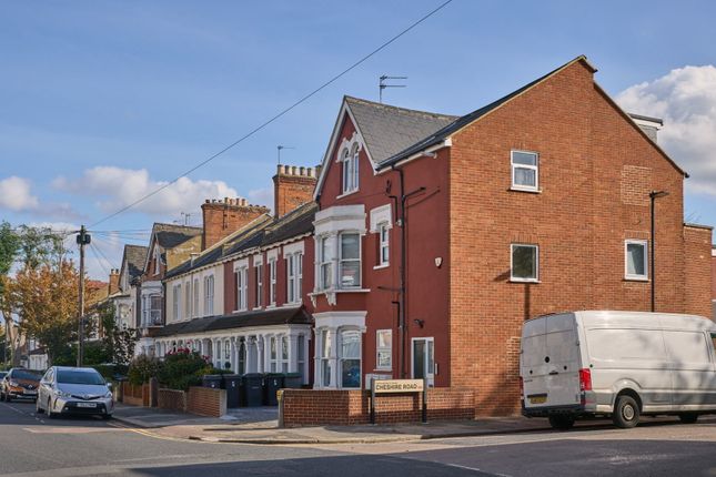 Lascotts Road, London photo 4