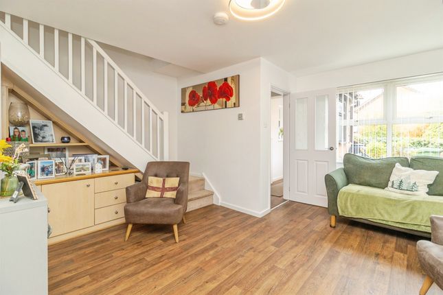 10, Tatling Grove, Milton Keynes photo 4