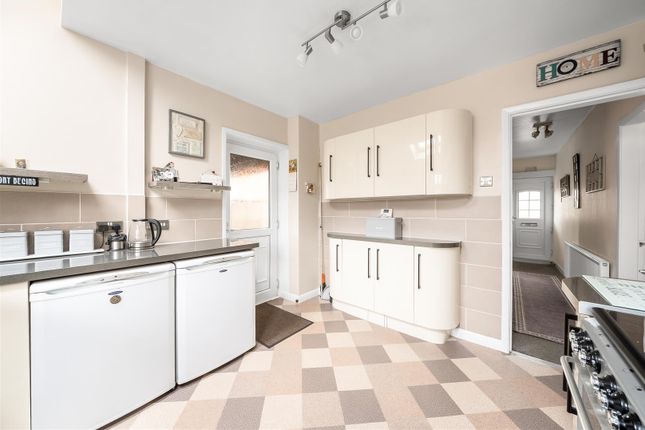 56, Wheatlands Grove, York photo 4