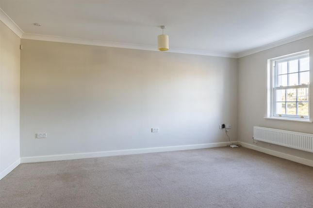 15, Provender Walk Belvedere Road, Faversham photo 4