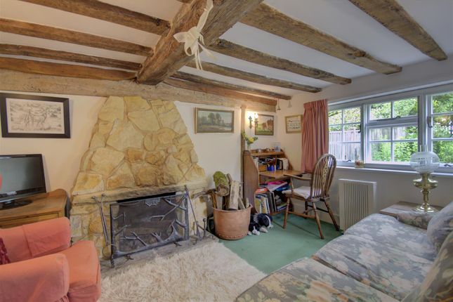 1 Hoad Hill Cottages, Tonbridge Road, Tonbridge photo 2