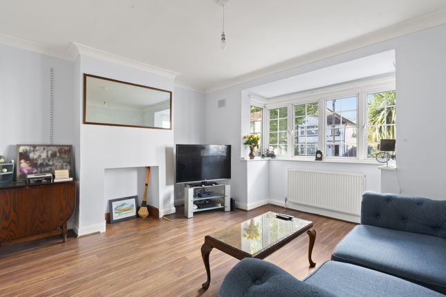 1-bed flat on 29a, Beresford Avenue, Hanwell, £325,000
