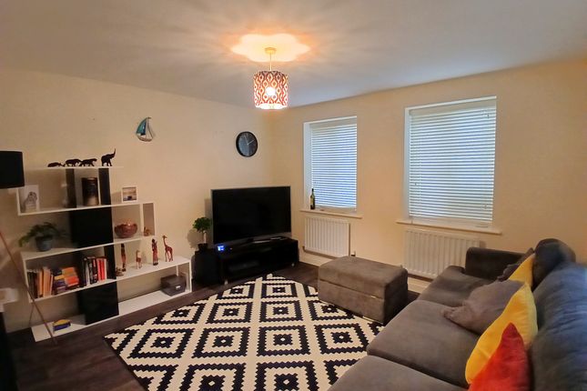 2 Viola Close, Norwich photo 4