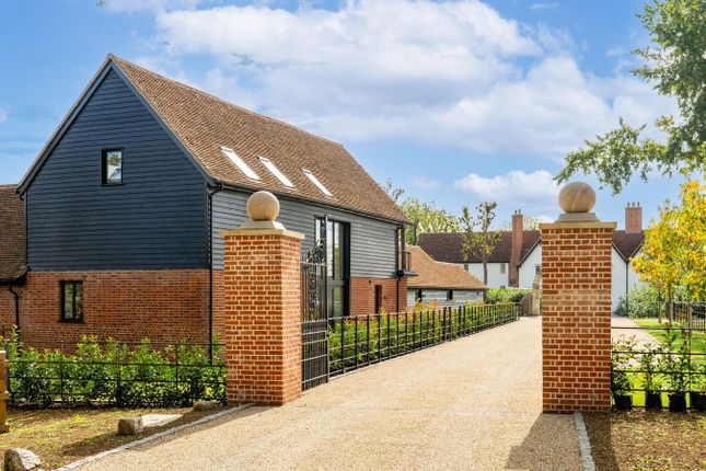 3 Lea Hall Barns, Dunmow Road, Bishop's Stortford photo 2