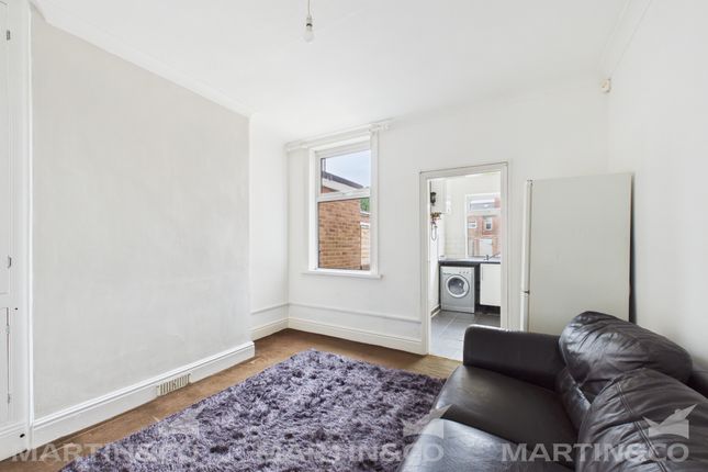 22, Gladstone Road, Doncaster photo 3