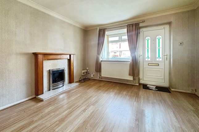5, Summersgill Close, Heywood photo 2
