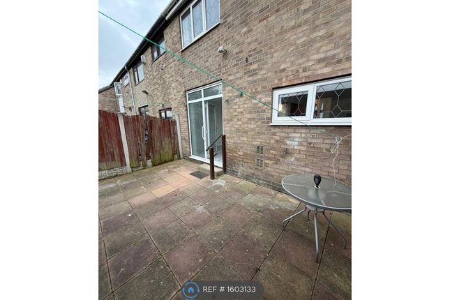 3-bed house on Parkhill Grove, Wakefield, £1,175/mo