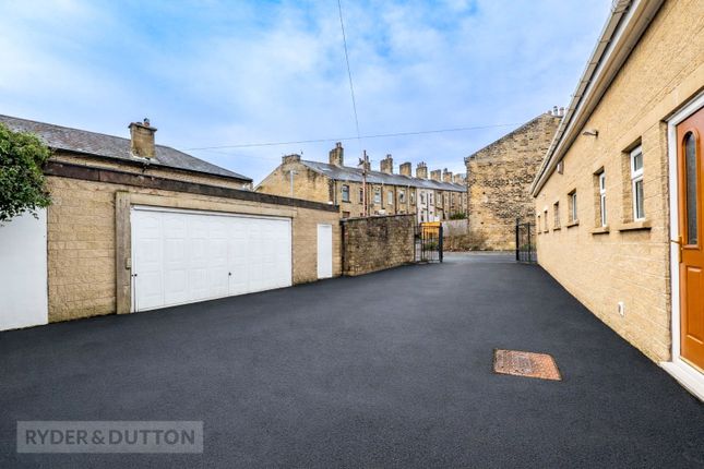 Beech View,, Victoria Avenue, West Yorkshire photo 3