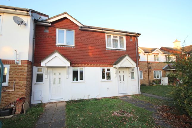 2-bed house on 22, Cleveland Park, Staines-upon-Thames, £220,000