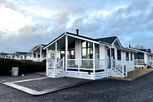 Thumbnail Mobile/park home for sale in St Pierre Country Park, Portskewett, Caldicot