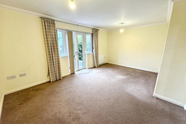 53, Thornhill Drive, Elgin photo 3
