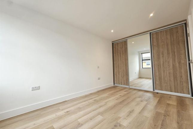 Flat 1, Mercia House, Market Square, Sandy photo 3