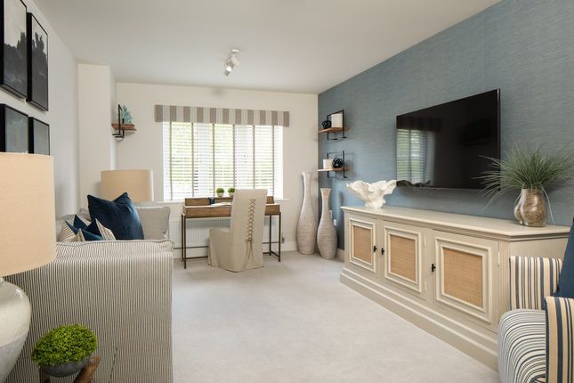 829, Granadiers Road, Winchester, So22 6Gr photo 4