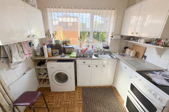 7, Alden Hurst, Burntwood photo 2