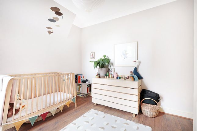 Flat for sale in Carr Road, Walthamstow, London