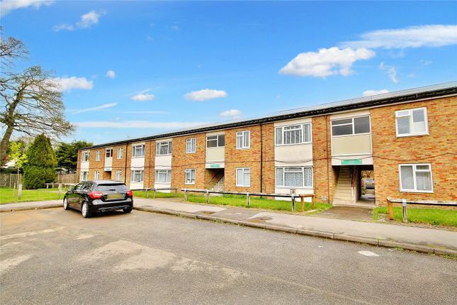 Thumbnail Maisonette for sale in Eden Grove Road, Byfleet, West Byfleet, Surrey