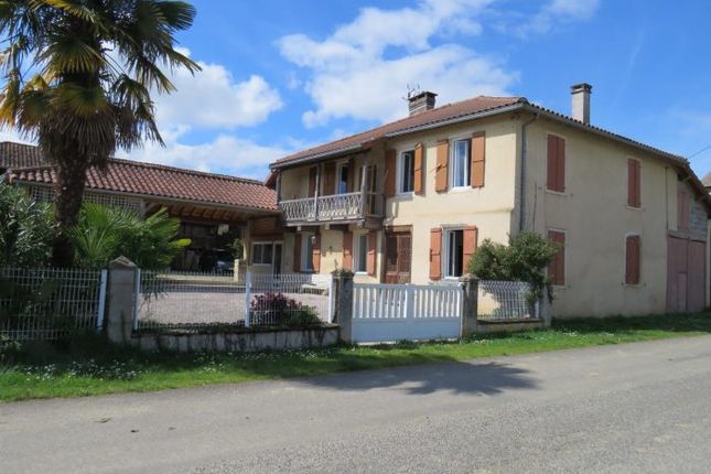Property for sale in Monleon-Magnoac, Midi-Pyrenees, 65670, France