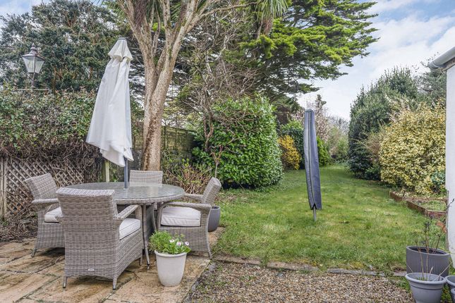 34, Roskear, Camborne photo 2