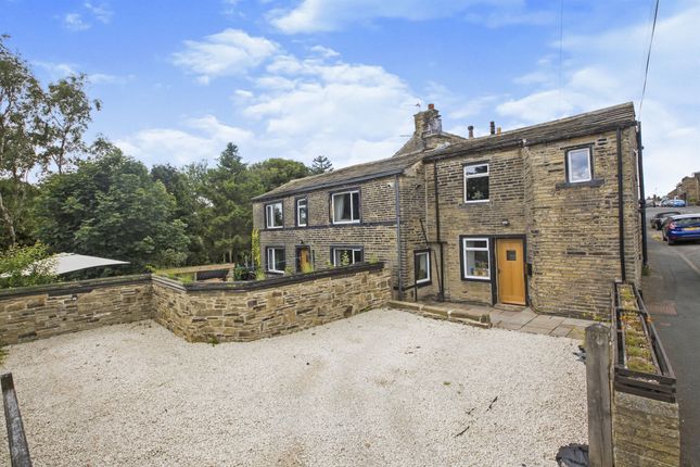 Thumbnail Detached house for sale in Hill Top Road, Thornton, Bradford