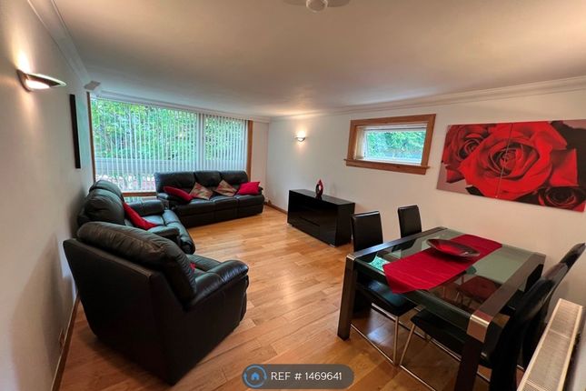 Thumbnail Flat to rent in Cross Road, Paisley