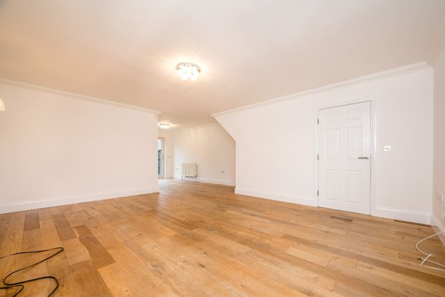 14A, Turton Street, Warrington photo 2