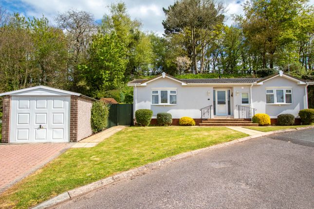 2-bed caravan on 38 Willow View Park, Whimple, Exeter, £235,000