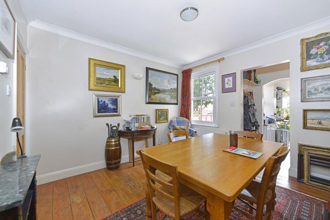 66, Nightingale Road, Godalming photo 4