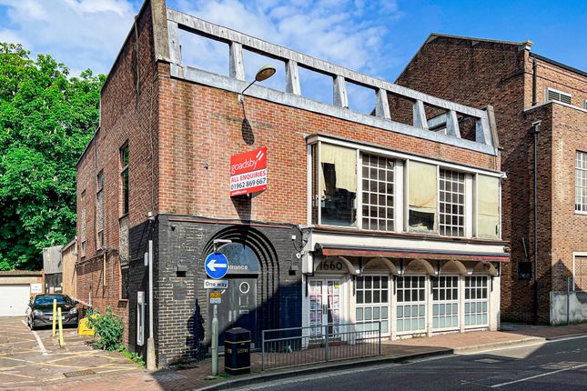 Thumbnail Pub/bar for sale in Upper Brook Street, Winchester