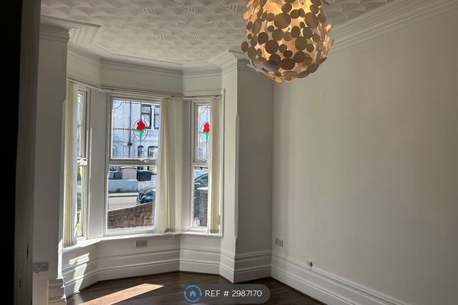 Laburnum Grove, Portsmouth photo 3