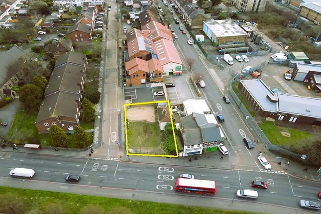 70 Christchurch Road, Colliers Wood photo 3