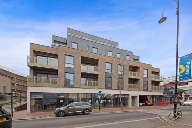 Calum Court, Central Purley photo 2