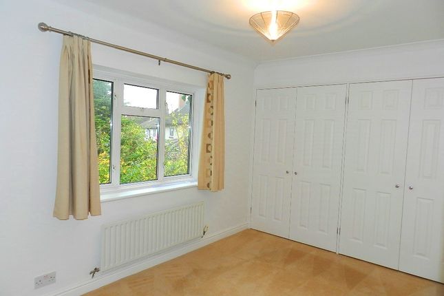 47A, The Oval, Guildford photo 4