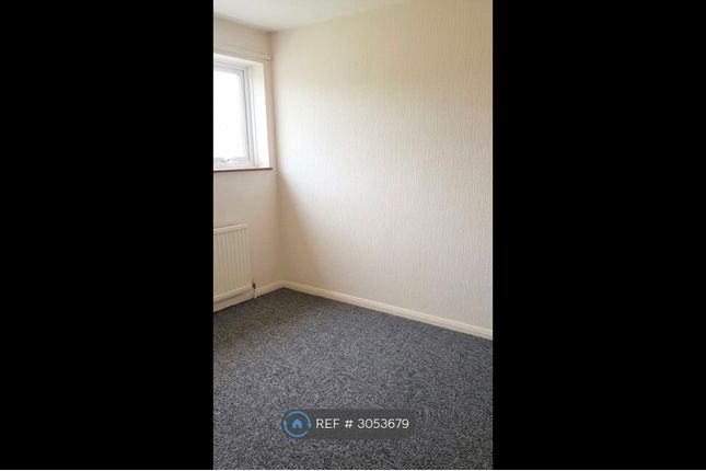 Fairford Close, Romford photo 5