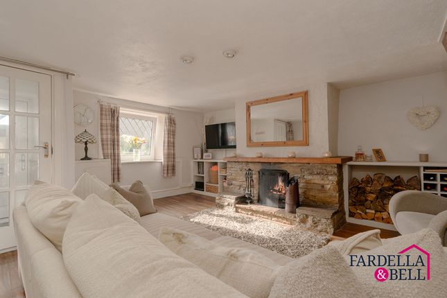 29 Belthorn Road, Blackburn photo 3