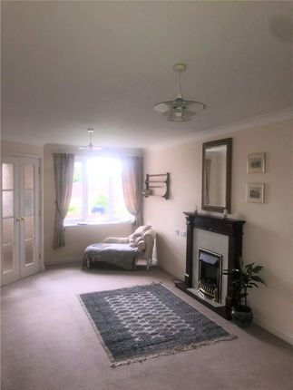 Flat 45, Barnes Wallis Court, 28, Oyster Lane, West Byfleet photo 2