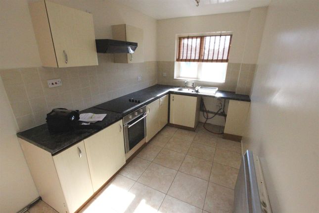 6, Staniforth Court, Barwell photo 2