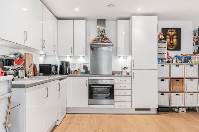 Kitchen 2.Jpeg