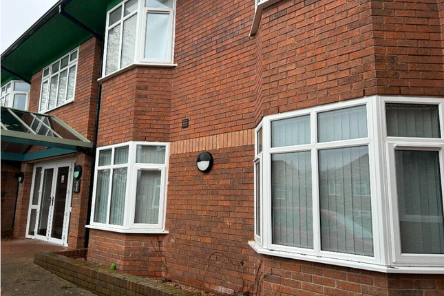 Flat to rent in Millbeck House, Oakdale Road, Nottingham