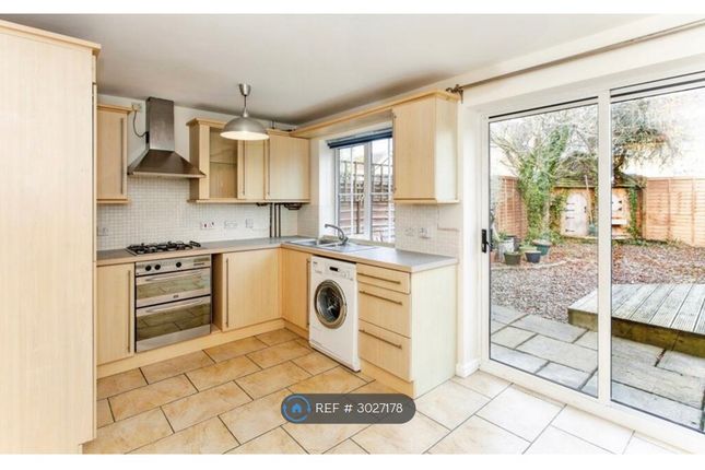 Brookfield Way, Lower Cambourne, Cambridge photo 2
