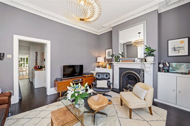 Flat 1, 26, Leathwaite Road, London photo 2