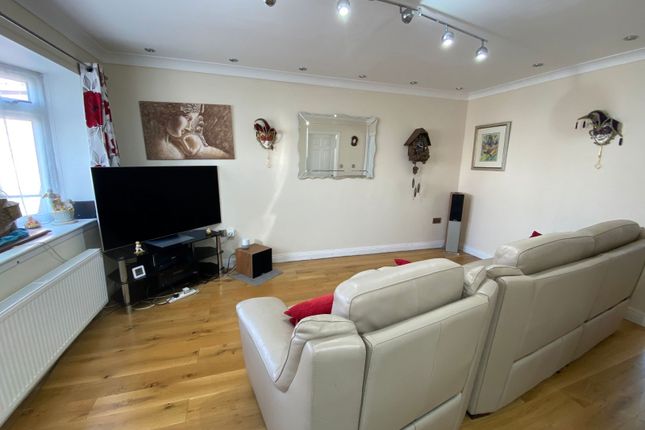 72, High Street, Swadlincote photo 4