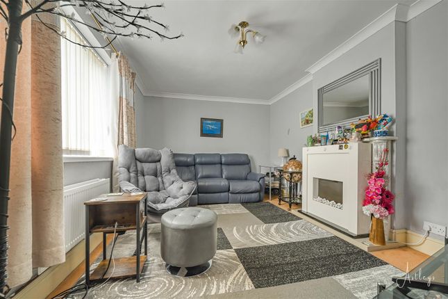 5, Birchfield Road, Swansea photo 3