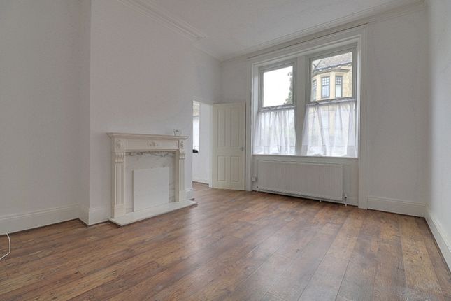 4, King Street, Mirfield photo 3