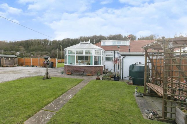 Tanlan Ffynnongroyw Holywell Flintshire CH8 4 Bedroom Bungalow For tanlan-ffynnongroyw-holywell-flintshire-ch8-4-bedroom-bungalow-for