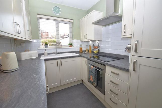 226 Bond Street, Macclesfield photo 3