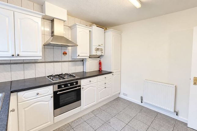 Blunham Court, Harrowdene Road, Wembley photo 2