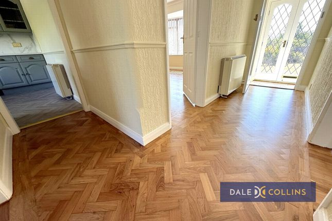 Lugano, Bracken Close, Stoke on Trent photo 4