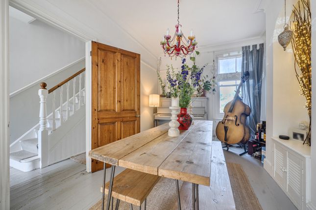 28, London Road, Pulborough photo 4