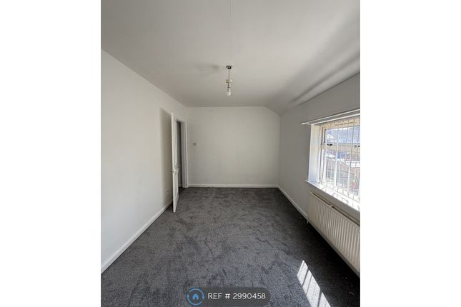 Rowley Grove, Hull photo 4