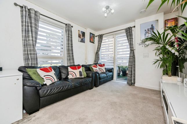6 Bellingham Court,, Larner Road, Kent photo 4